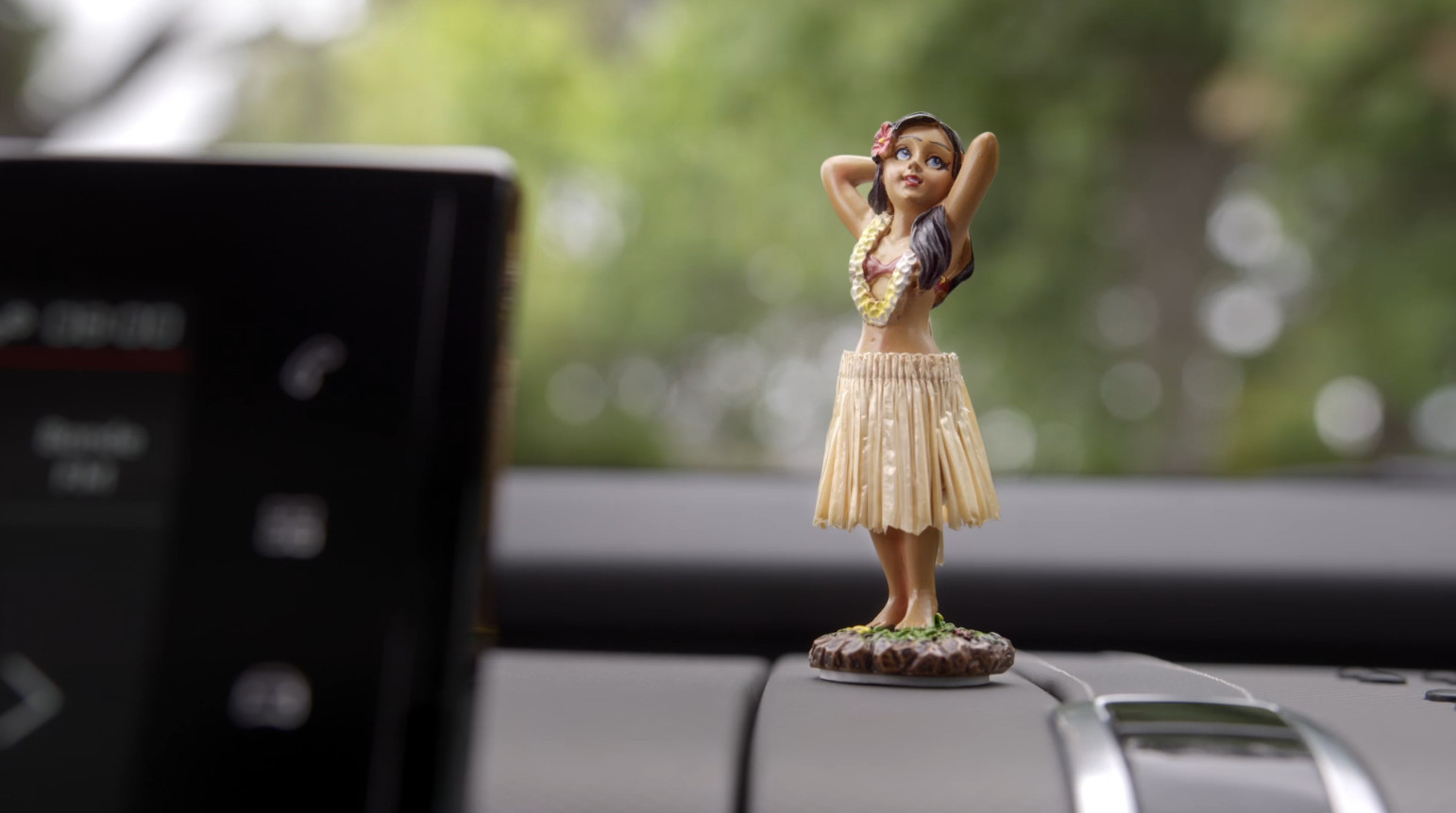 Citroen C4 Cactus >> Citroën C4 Cactus - Hula Girl - Packshotmag Citroen C4 Cactus >> Citroën C4 Cactus - Hula Girl - Packshotmag