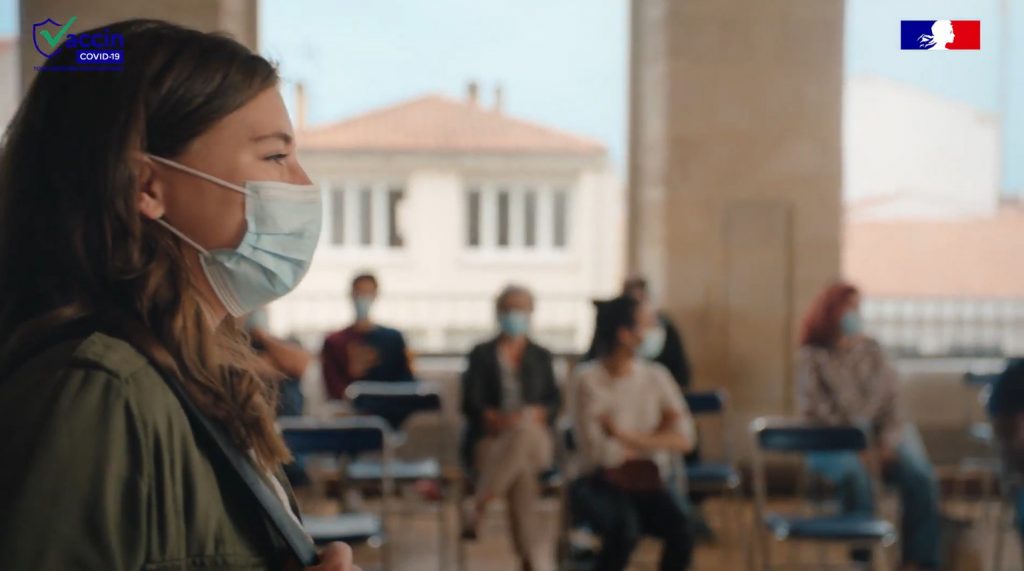 A Chaque Vaccination C'est La Vie Qui Reprend COVID-19 - À chaque vaccination, c’est la vie qui reprend - Packshotmag