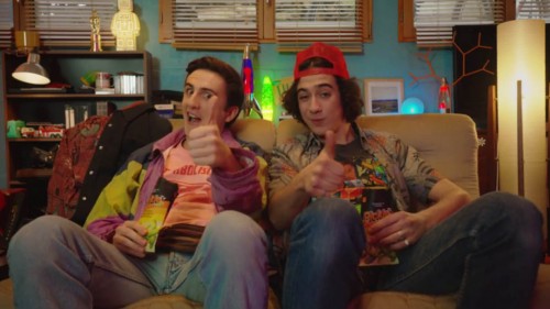 Decalage Son Et Image Tv Orange Orange - Pickle TV la première TV à snacker - Packshotmag