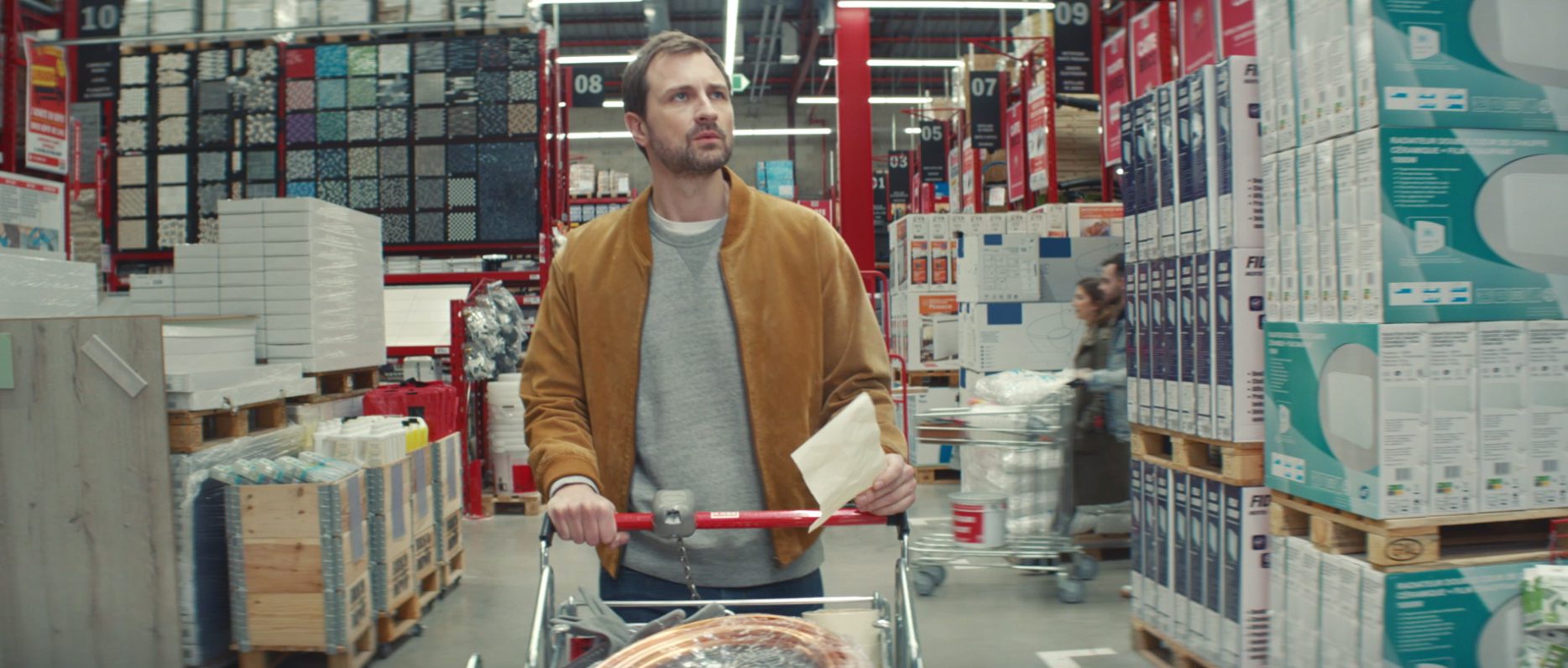 Brico Dépôt La qualité, le prix , l’essentiel en 2 mots Packshotmag