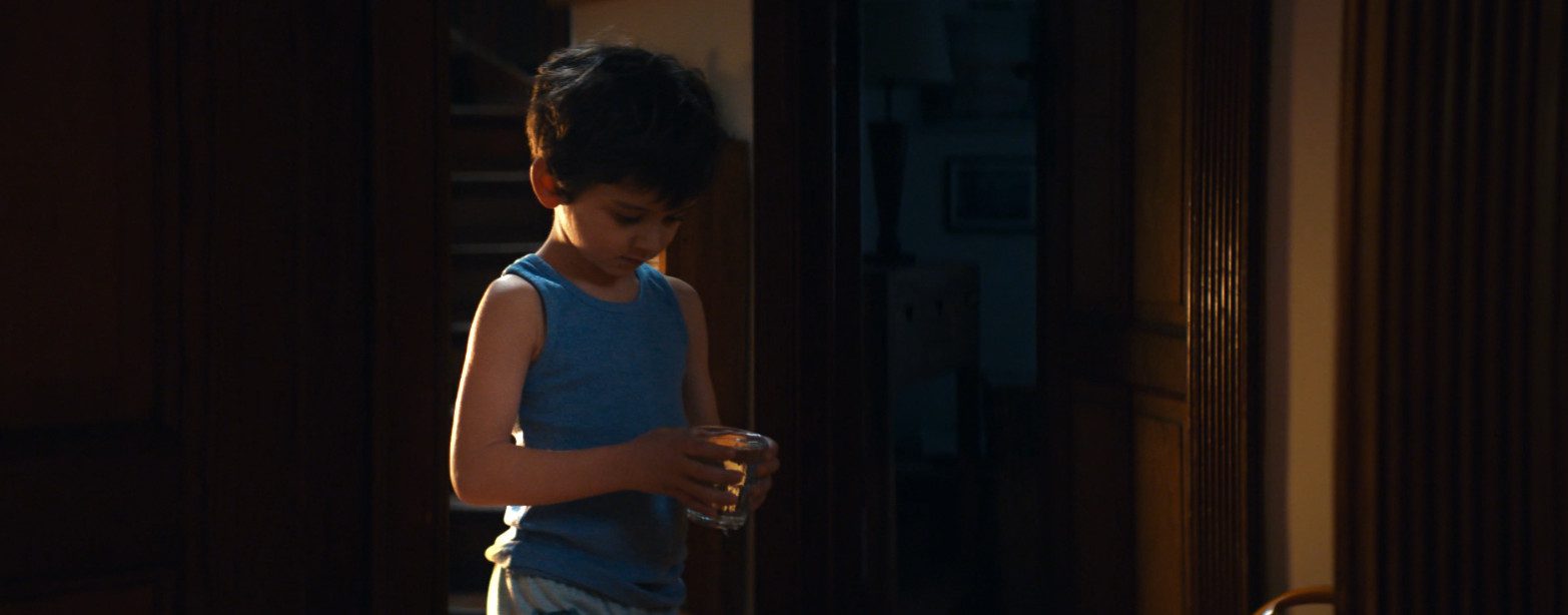 Total Direct Energie C’est pas Versailles ici ! Packshotmag