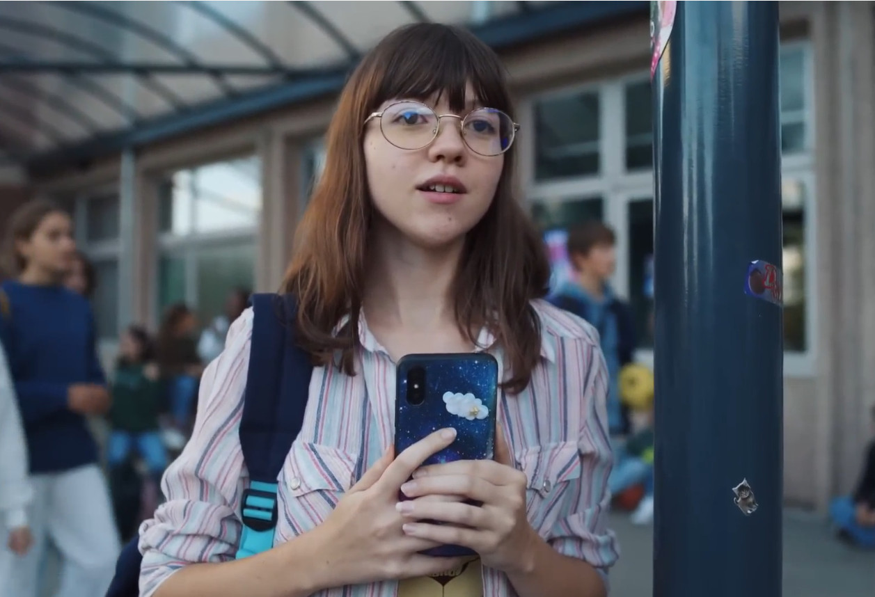 sfr-soyez-vous-packshotmag