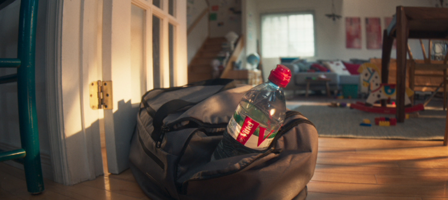 Musique de la pub Vittel – 100% de nos bouteilles 100% en matière recyclée 2022